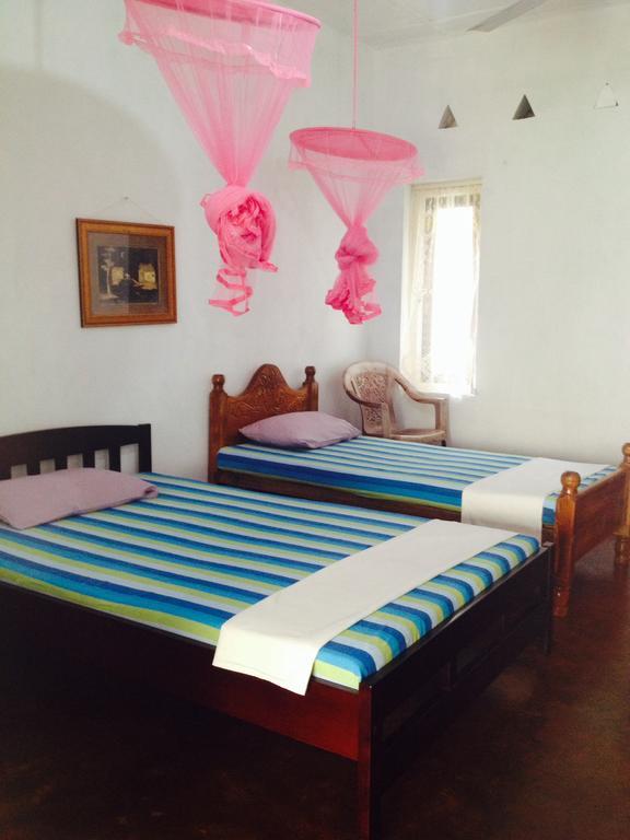 Manik Home Stay Kudapaduwa Esterno foto